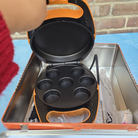 Bella Cupcake Maker Kit Complete. - Picture 4 of 4